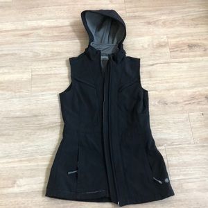 Athleta vest